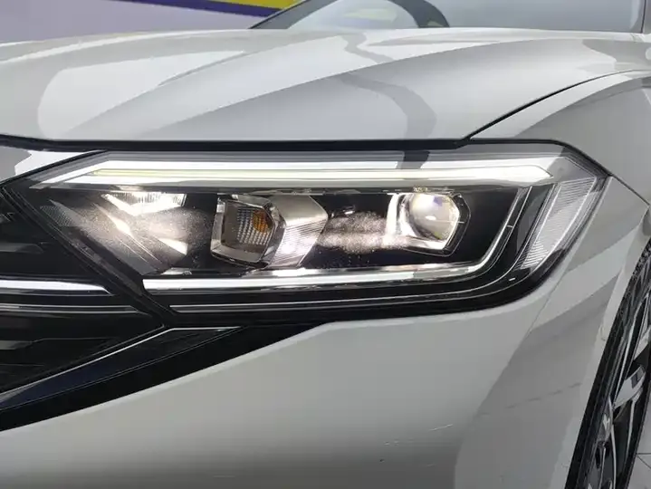 Sagittarius 2024 300TSI DSG Flying Edition 5