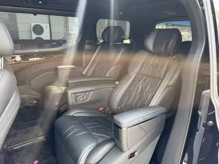 Zeekr 009 2024 seven-seat aisle version 108kWh 5