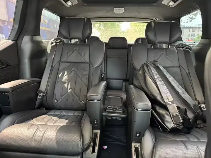 Zeekr 009 2024 seven-seat aisle version 108kWh 8