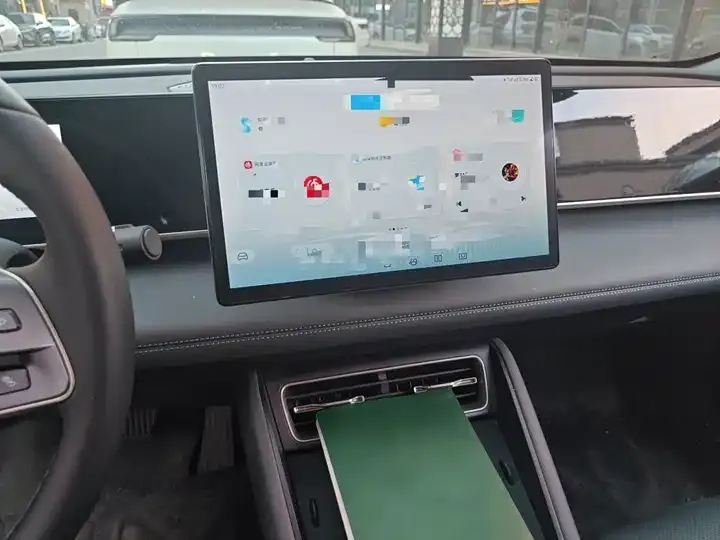 Qin L 2024 DM-i 80KM Exceed 10