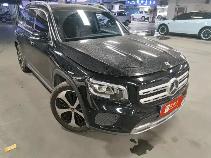 Mercedes Benz GLB 2022 model change GLB 200 fashion model 2