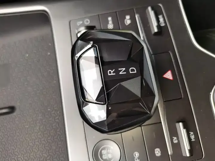 Song Pro New Energy 2025 Second Generation Smart Driving Edition DM-i 75KM Leading Type 11