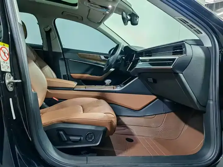 Audi A6L 2021 45 TFSI Selected Elegant Type 7