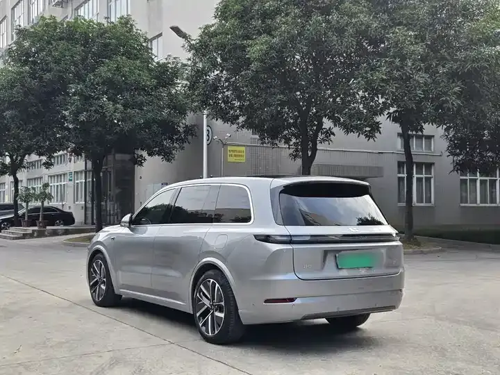 Li L9 2022 Max 6