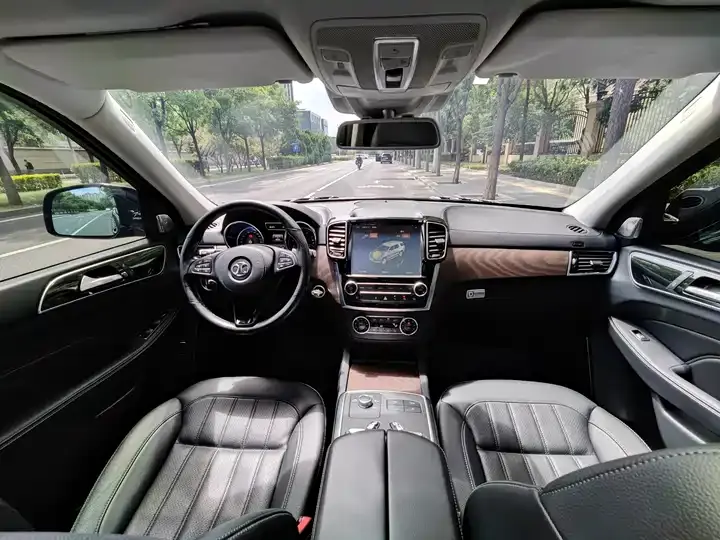 Beijing cross-country BJ90 2021 4.0T driving version 11