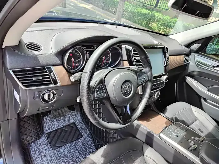 Beijing cross-country BJ90 2021 4.0T driving version 8