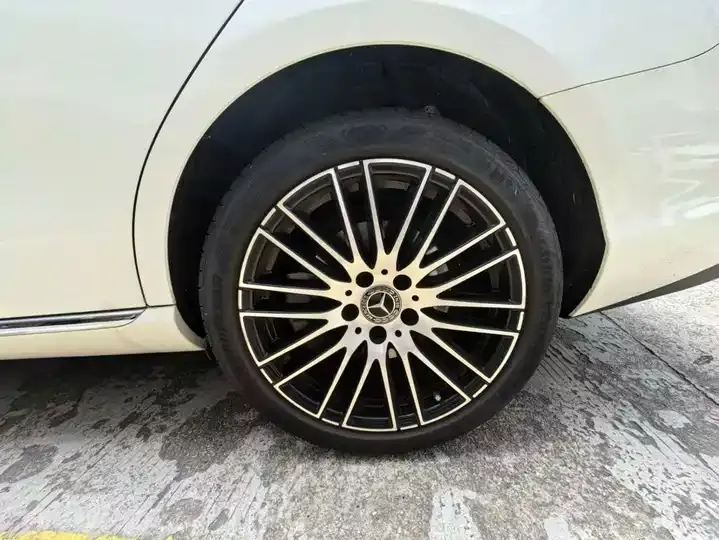 Mercedes Benz Class C 2022 C 260 L 7