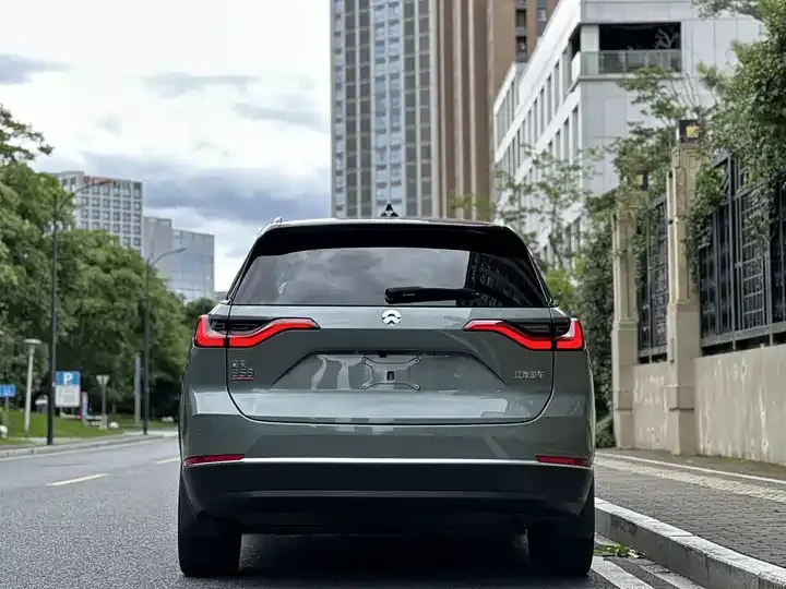 NIO ES8 2022 100kWh signature version six 5