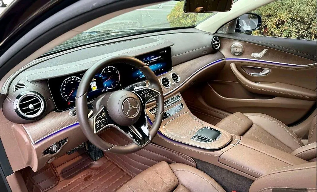 Mercedes Benz E Class 2022 E 260 L 2.0T Automatic 3