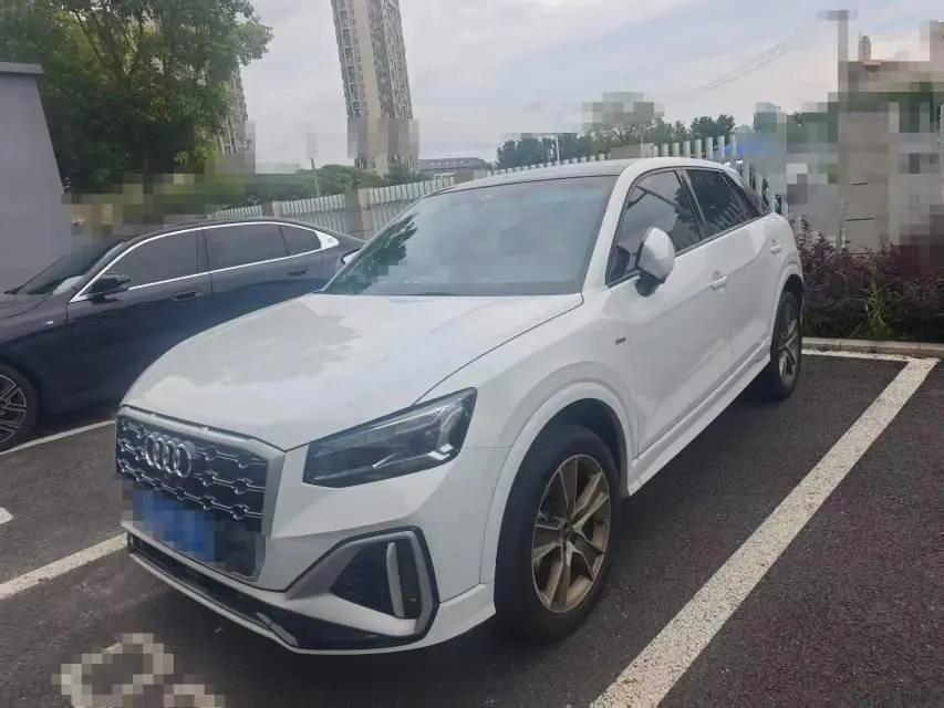 Audi 2021 Q2L 1.4TFSI 35TFSI Deluxe Dynamic Automatic - View 1