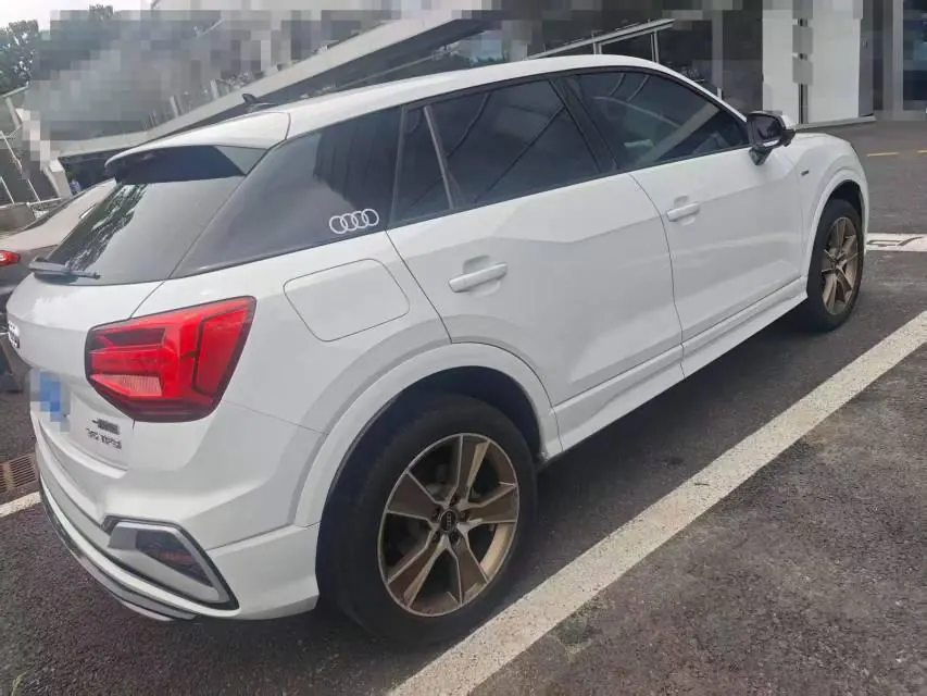 Audi 2021 Q2L 1.4TFSI 35TFSI Deluxe Dynamic Automatic 4