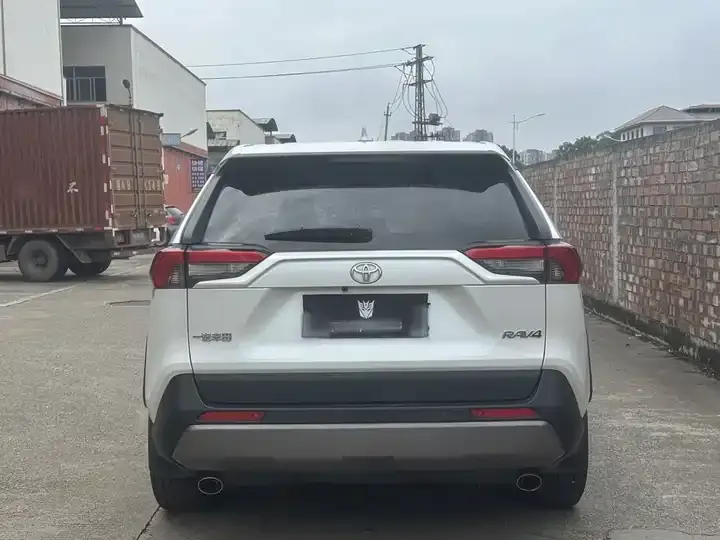 RAV4 Rongfeng 2022 2.0L CVT Two-Drive Fashion Plus Edition 11