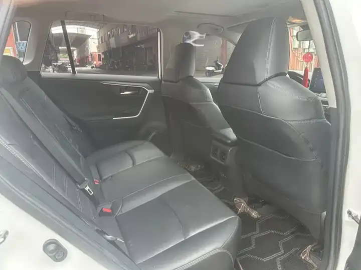 RAV4 Rongfeng 2022 2.0L CVT Two-Drive Fashion Plus Edition 6