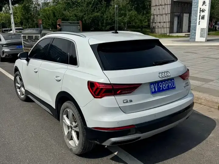 Audi Q3 2023 35 TFSI Fashion Elegant (1.4T) 12