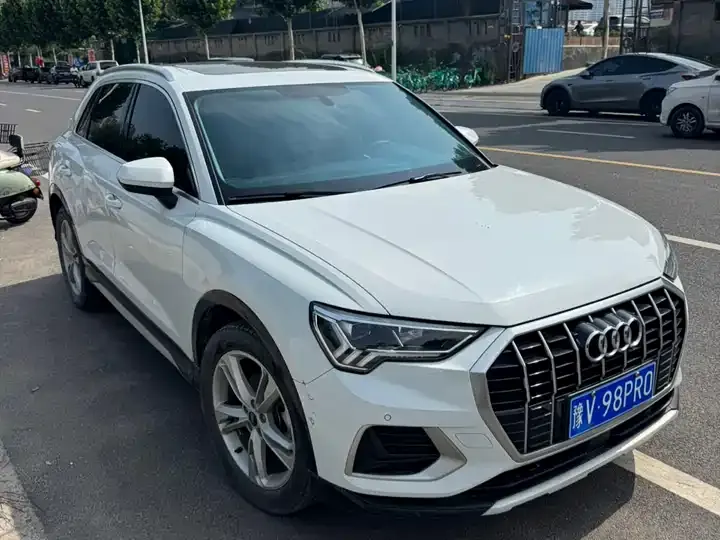 Audi Q3 2023 35 TFSI Fashion Elegant (1.4T) 2