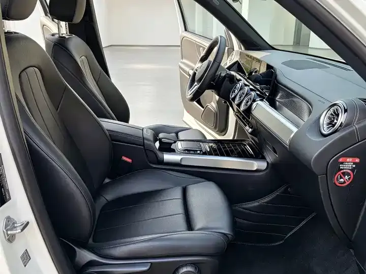 Mercedes Benz GLB 2022 GLB 200 Fashion 11