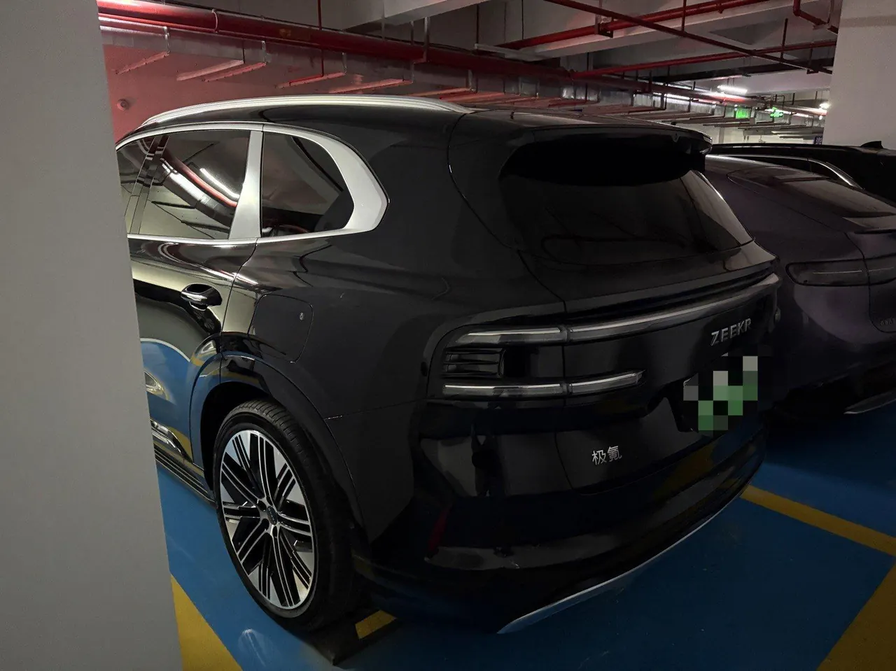 Zeekr 2026 Zeekr 8X 2.0T Ultra Edition 70kWh Automatic 7