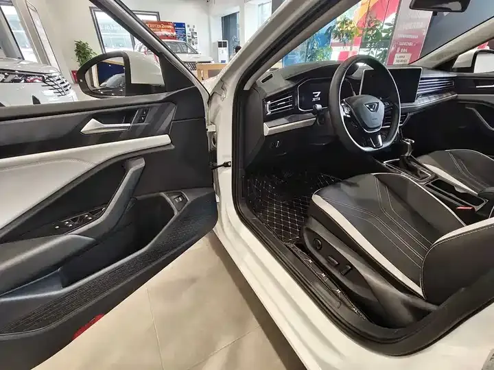 Jetta VA7 2025 1.4T Auto First-come-first-served Edition 8