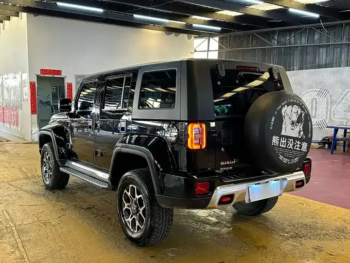 Beijing cross-country BJ40 2023 2.3T automatic four-wheel drive blade hero version extreme 4
