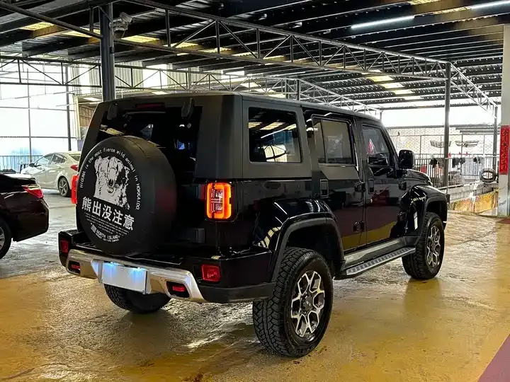 Beijing cross-country BJ40 2023 2.3T automatic four-wheel drive blade hero version extreme 6