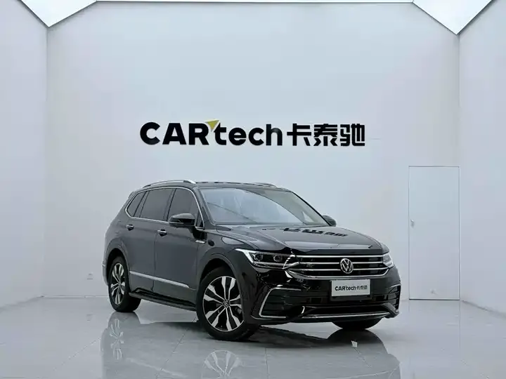 Tiguan L 2022 380TSI automatic four-wheel drive R-Line Yuexiang Edition 7 seats 2