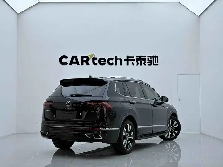 Tiguan L 2022 380TSI automatic four-wheel drive R-Line Yuexiang Edition 7 seats 4