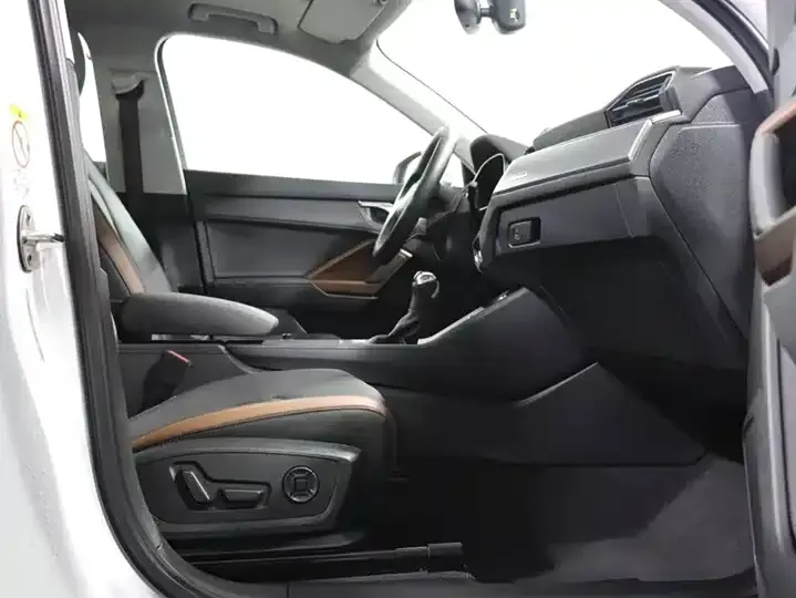 Audi Q3 2020 35 TFSI Fashion Elegant 7