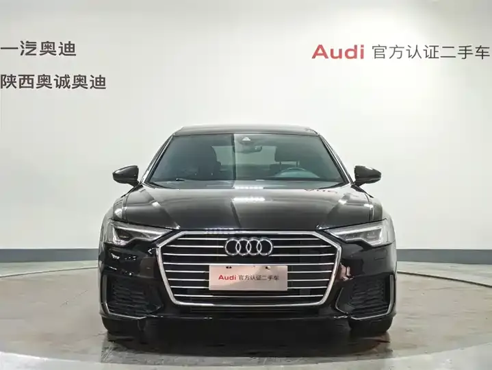 Audi A6L 2021 40 TFSI Deluxe Dynamic 2