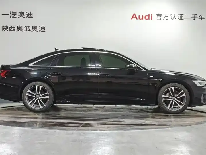 Audi A6L 2021 40 TFSI Deluxe Dynamic 3