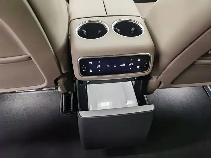Li L8 2025 Max Intelligent Rejuvenation New Edition 11