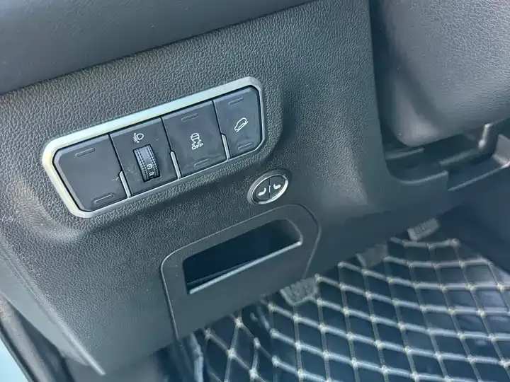Haval M6 2021 PLUS 1.5T Manual Elite Smart Union 6