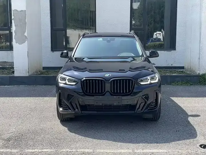 BMW X3 2022 xDrive30i Leading M Obsidian Night Suit 11