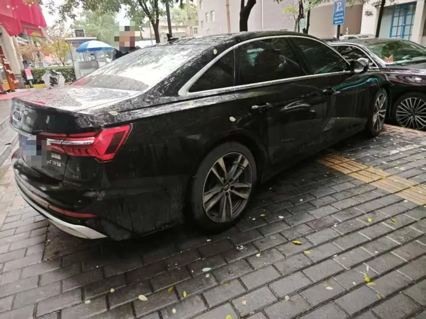 Audi 2024 A6L 2.0TFSI 40TFSI Deluxe Dynamic Automatic 2