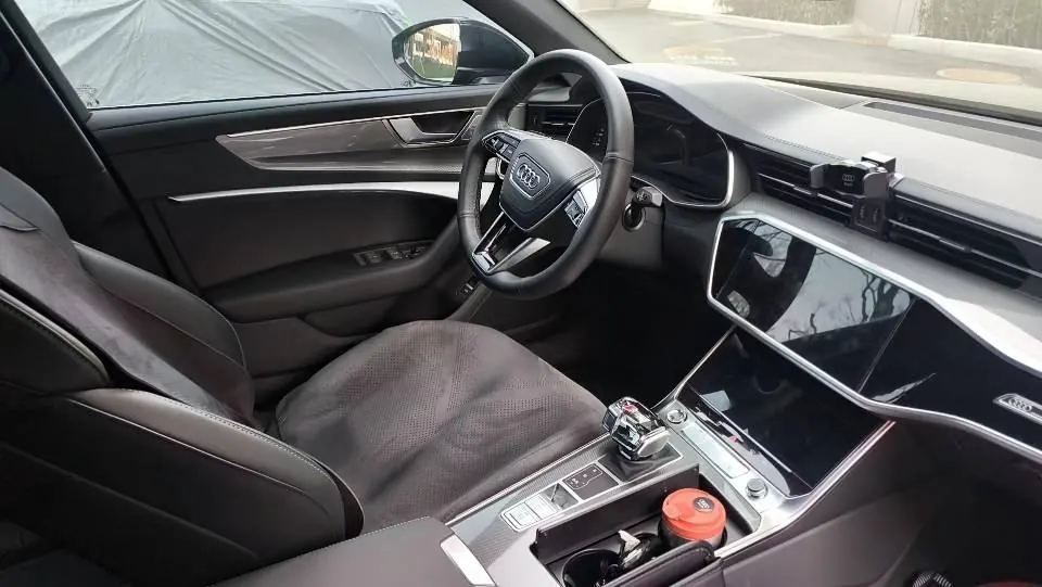 Audi 2024 A6L 2.0TFSI 40TFSI Deluxe Dynamic Automatic 4