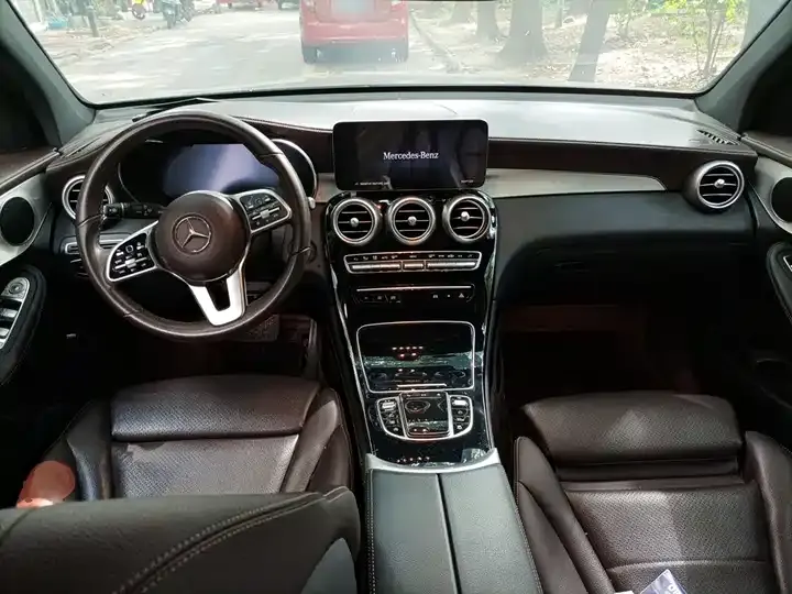Mercedes Benz GLC 2020 Changed GLC 260 L 4MATIC Luxury 5
