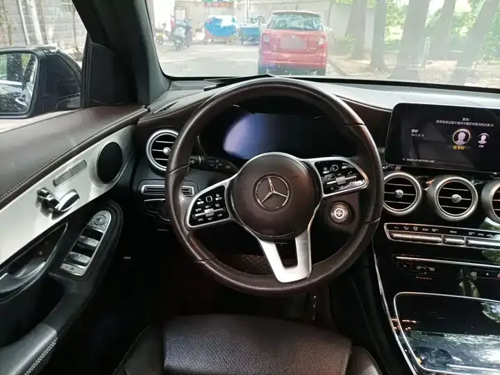 Mercedes Benz GLC 2020 Changed GLC 260 L 4MATIC Luxury 6