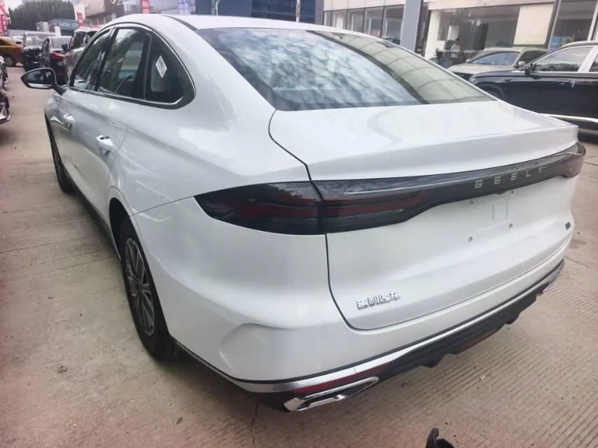 Geely 2026 Emgrand-sedan 1.5 stepless luxury automatic transmission 6