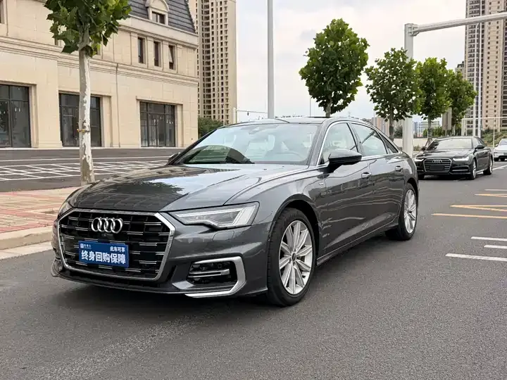 Audi A6L 2024 45 TFSI Selected Dynamic Type - View 1