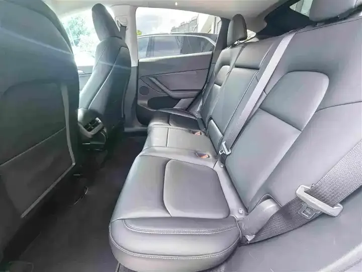 2022 Model Y Refreshed Rear-Wheel-Drive Version 6