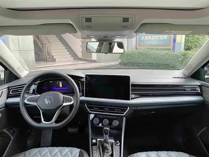 Sagittarius 2024 300TSI DSG Exceed Edition 8