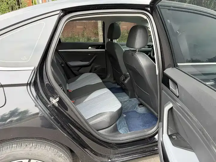 Langyi 2023 1.5L Auto Star 5 Million Edition 12