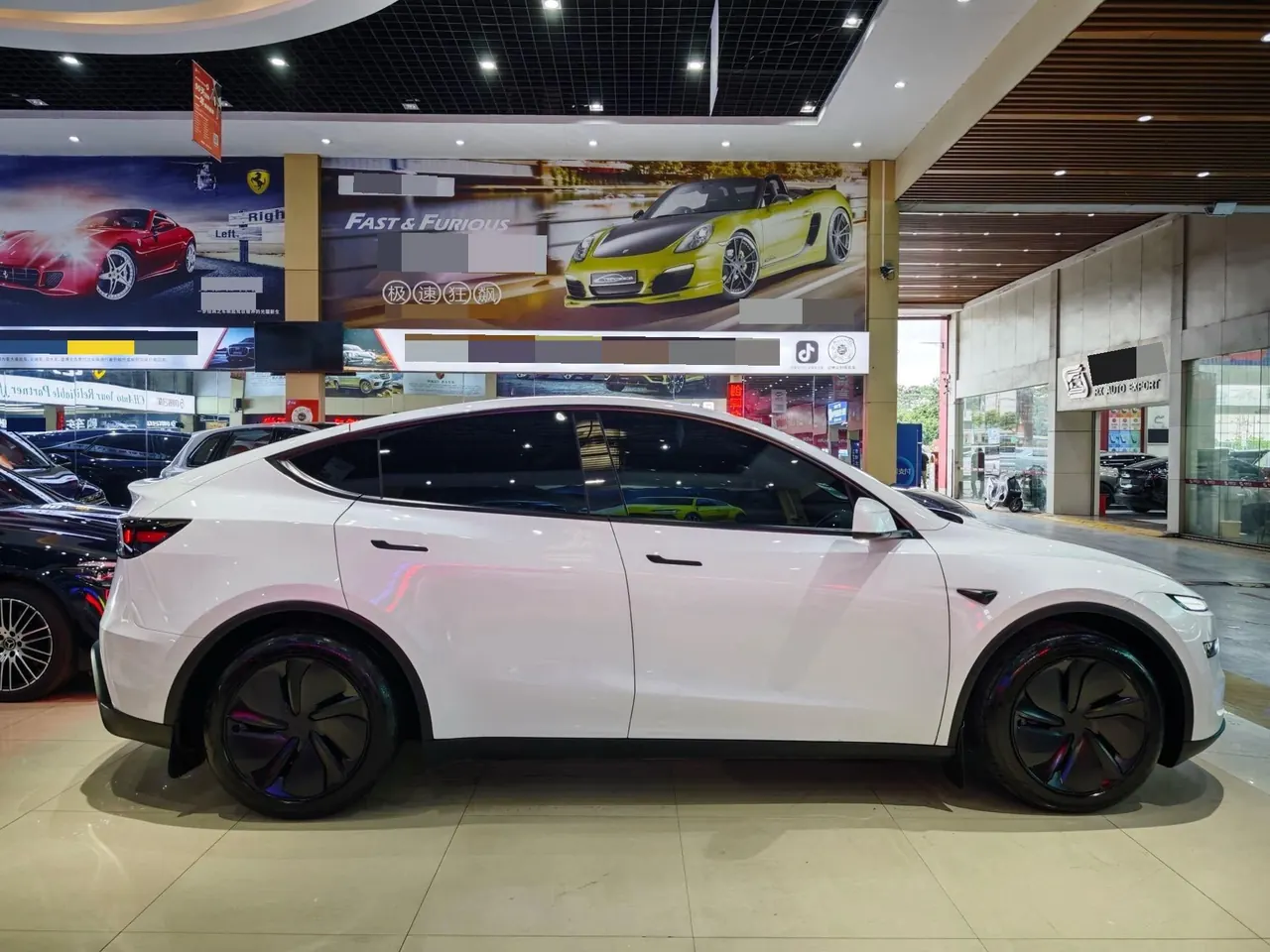 Tesla 2025 Model Y rear-wheel drive version automatic transmission 7