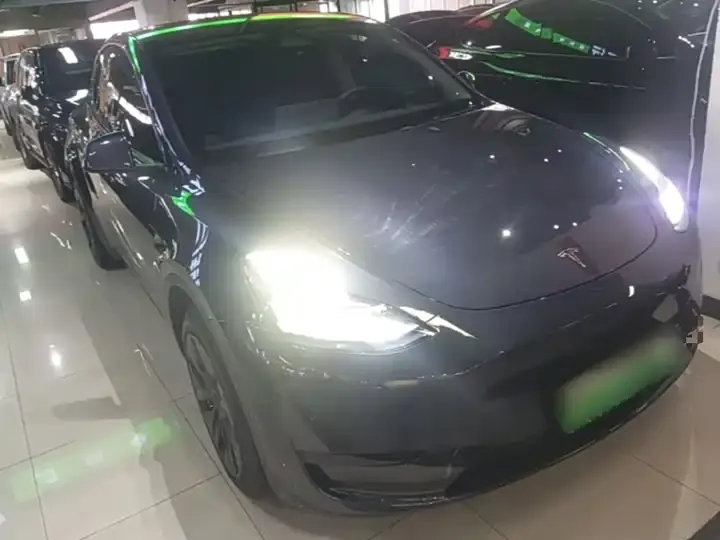 Model Y 2024 rear-wheel drive version 4