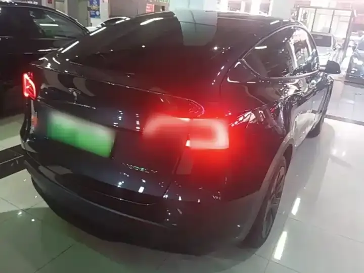 Model Y 2024 rear-wheel drive version 7
