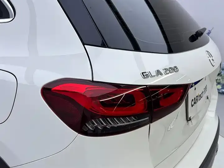 Mercedes Benz GLA 2020 GLA 200 11