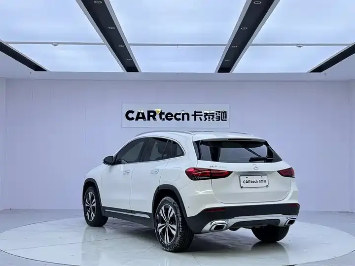 Mercedes Benz GLA 2020 GLA 200 3