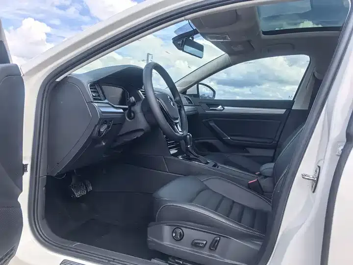 Lingyu 2021 Model Facelift 280TSI DSG Comfort Version 9