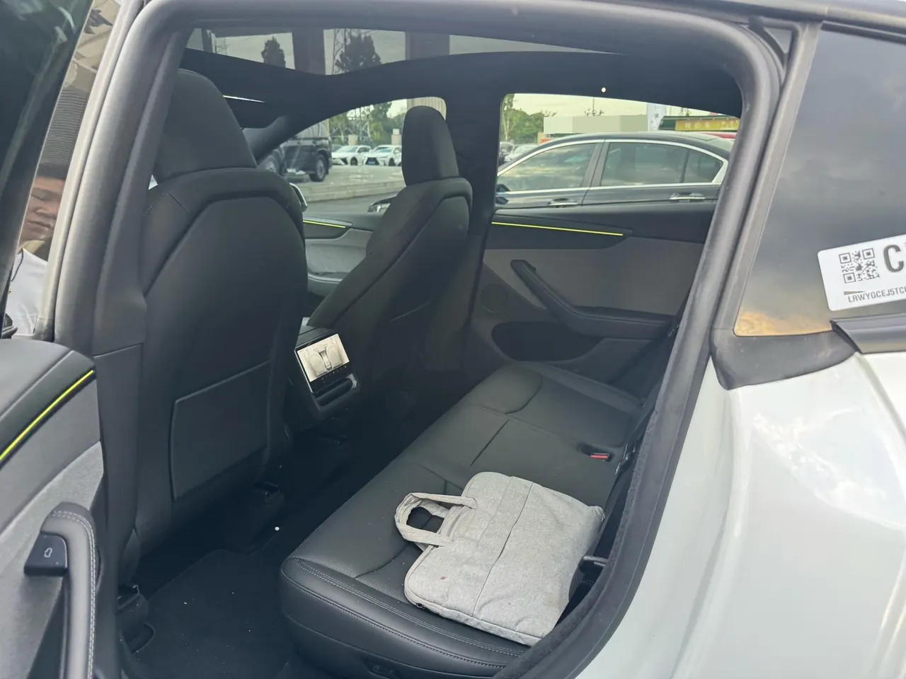 Tesla 2026 Model Y Long Range Rear-Wheel-Drive Automatic 3