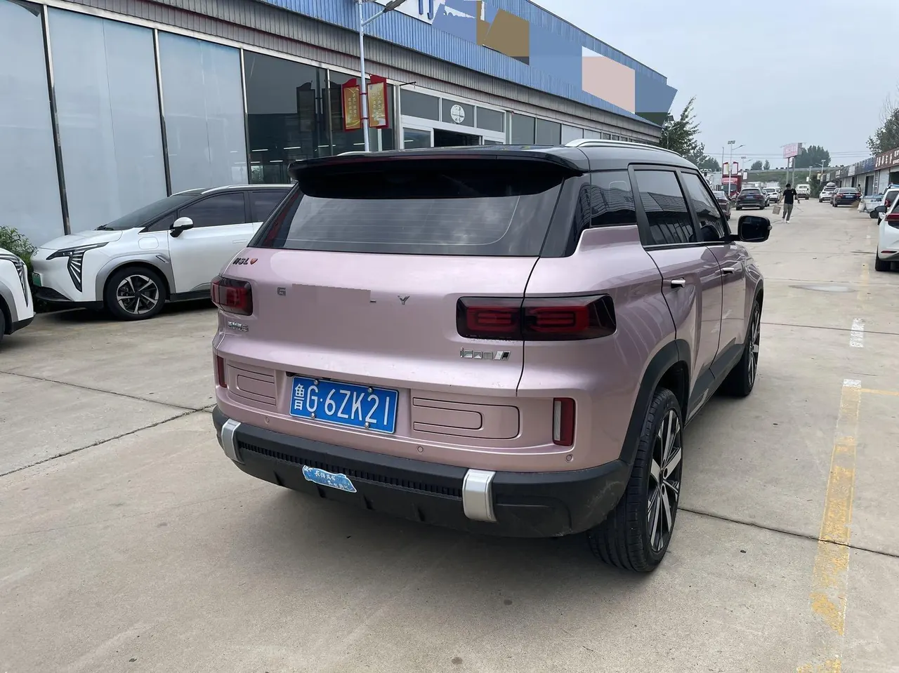 Geely 2023 icon 1.5TD chocolate alcohol version automatic gear 3