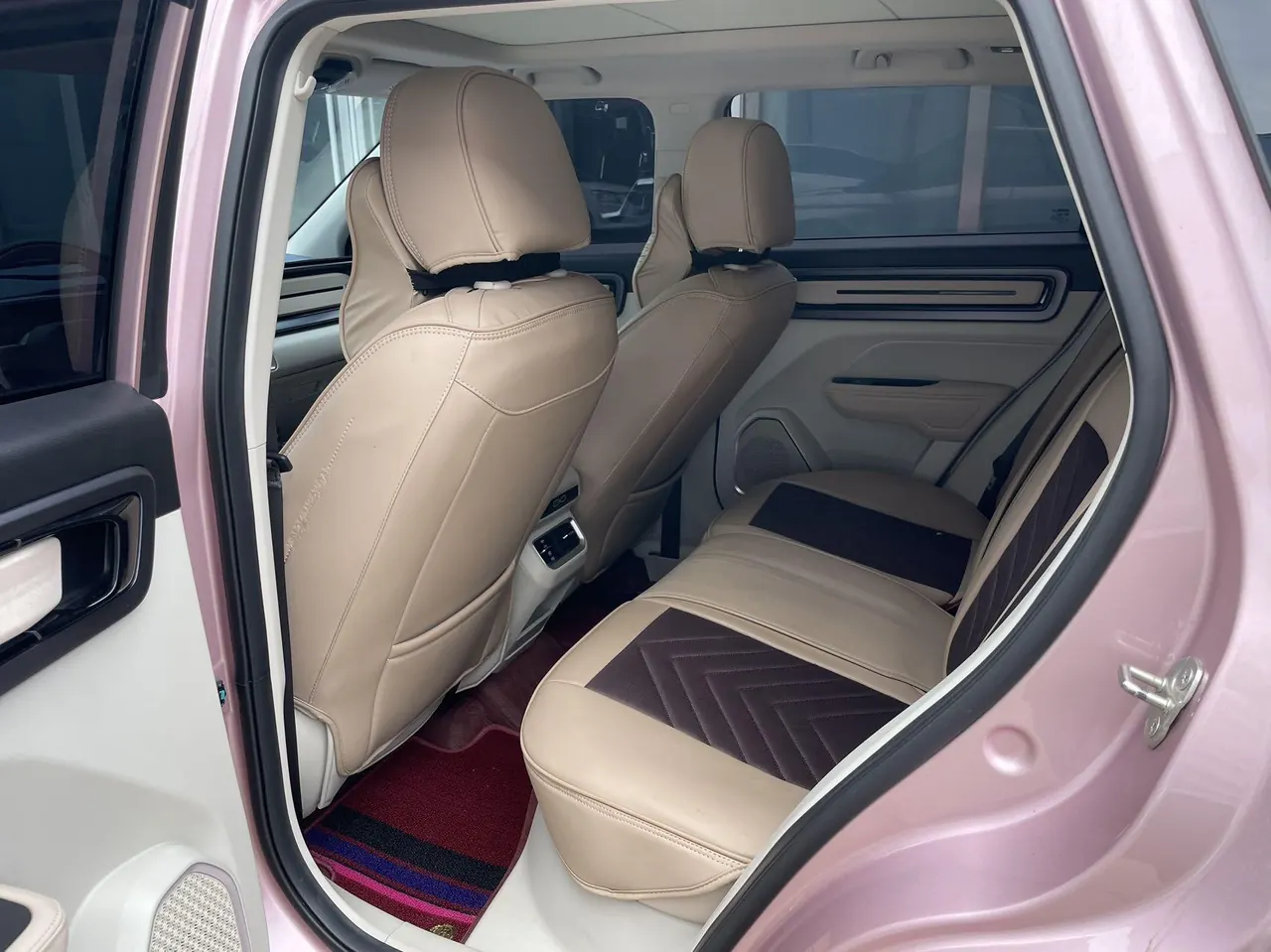 Geely 2023 icon 1.5TD chocolate alcohol version automatic gear 6